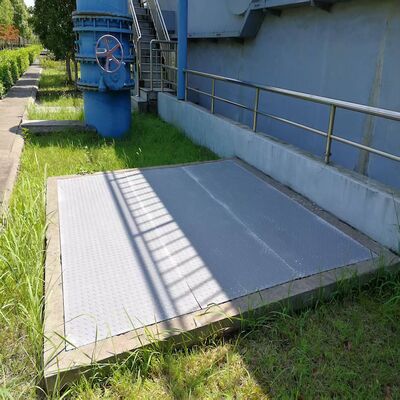 FRP grating by pultrusion process with anti-slippery cover, could be served as sewer covers in the public facilities, as well as applied in chemical plant as corridor