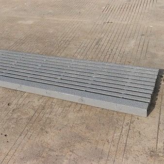 Sidewalk Molded GRP Fiberglass Grating Panels 1×3 Mesh Anti Slid