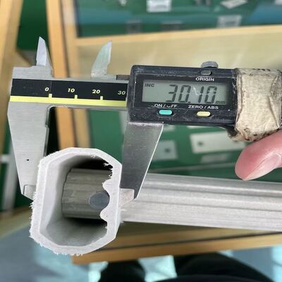 Профили неравномерной формы ПФР с легкой конструкцией, высокой прочностью и отличными антикоррозионными свойствами